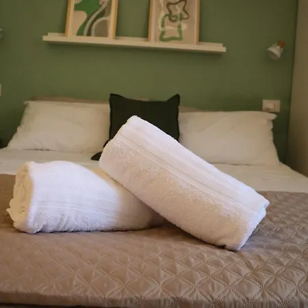 Charming & Bright Near The * Castelluzzo