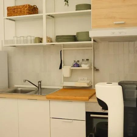 Charming & Bright Near The *