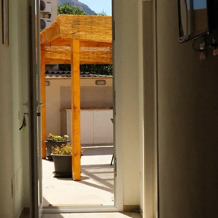 Charming & Bright Near The Casa de Férias *